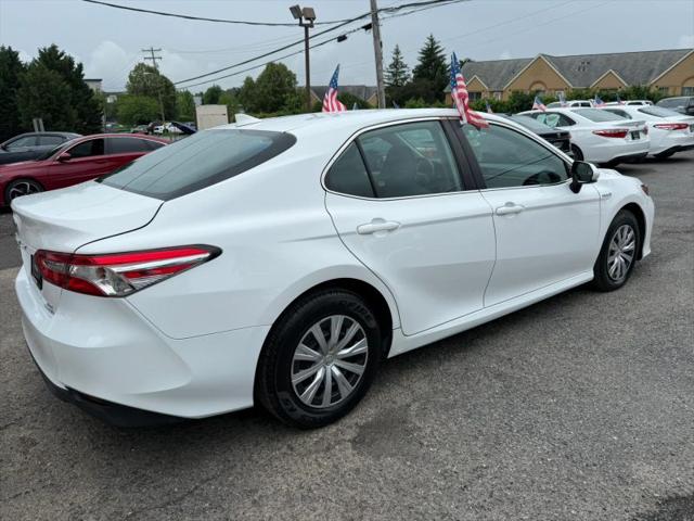 2020 Toyota Camry LE Hybrid