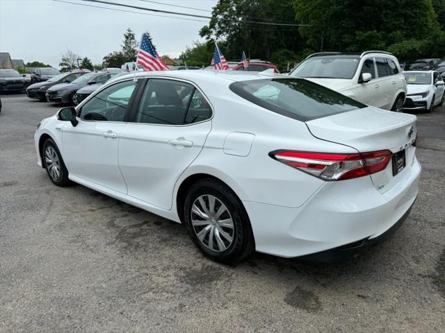 2020 Toyota Camry LE Hybrid