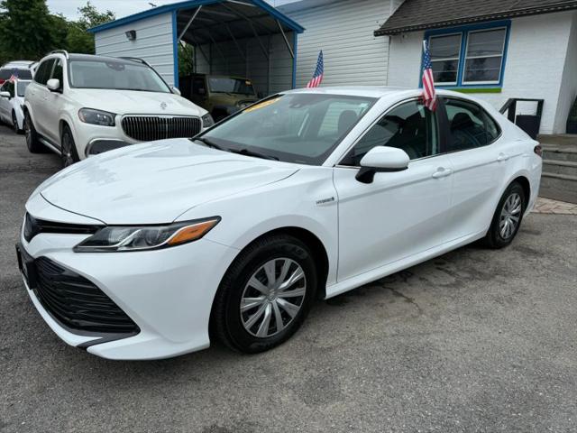 2020 Toyota Camry LE Hybrid