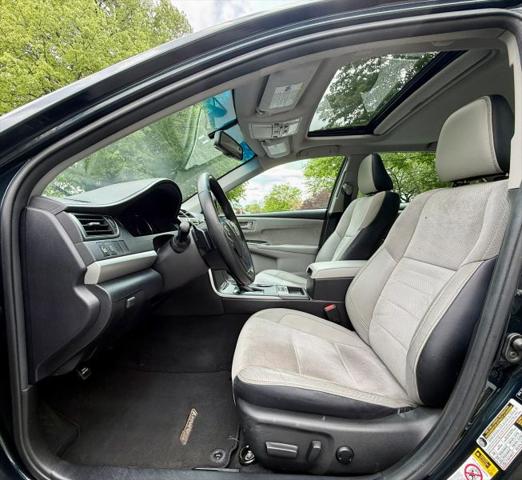 2016 Toyota Camry XSE