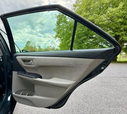2016 Toyota Camry XSE