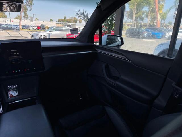 2024 Tesla Model X Long Range