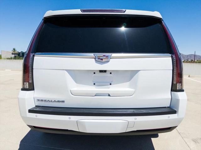 2018 Cadillac Escalade Luxury