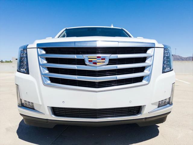 2018 Cadillac Escalade Luxury