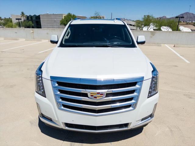 2018 Cadillac Escalade Luxury
