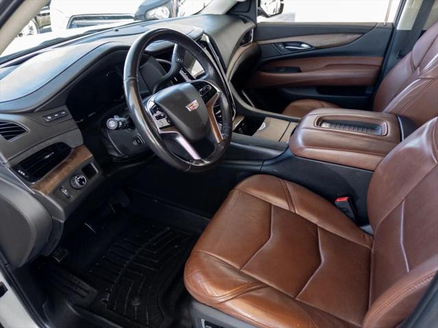 2018 Cadillac Escalade Luxury