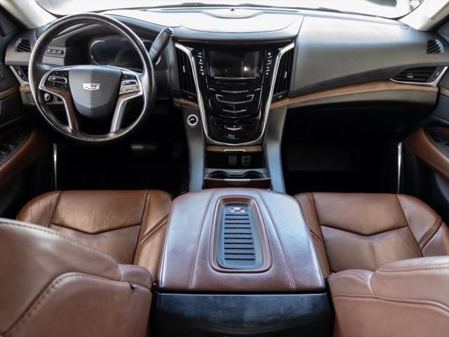 2018 Cadillac Escalade Luxury