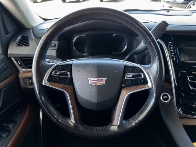 2018 Cadillac Escalade Luxury