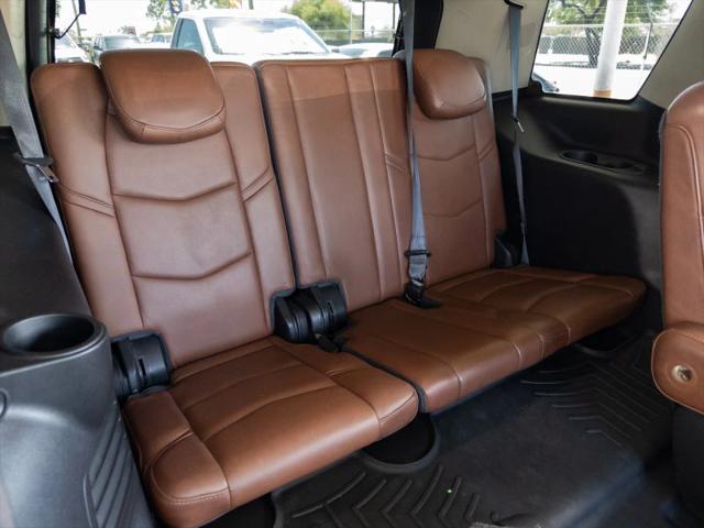 2018 Cadillac Escalade Luxury