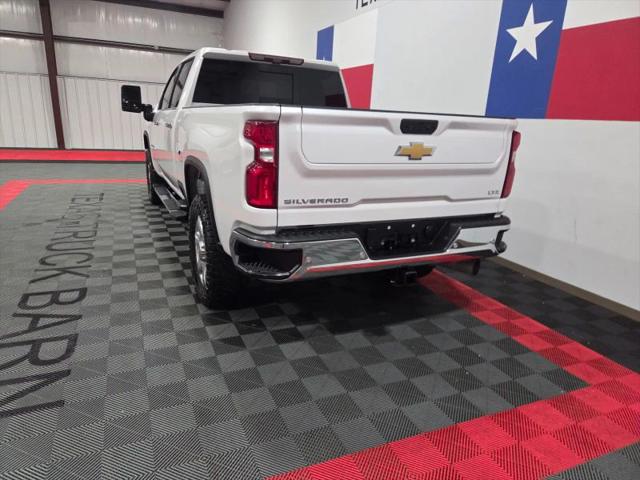 2022 Chevrolet Silverado 2500HD 4WD Crew Cab Standard Bed LTZ