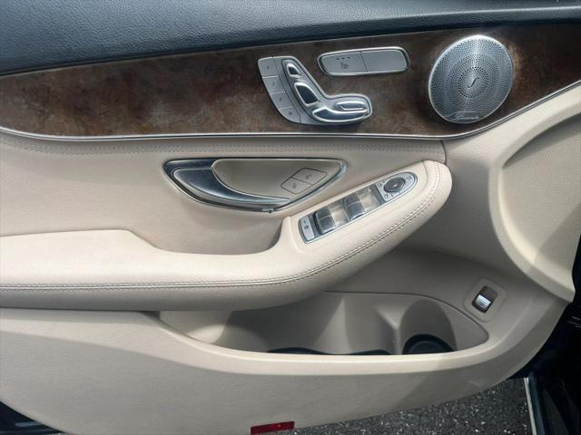 2016 Mercedes-Benz C-CLASS C 300