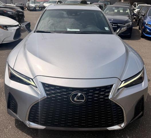 2023 Lexus IS 300 300