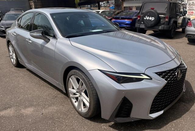 2023 Lexus IS 300 300