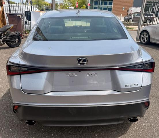 2023 Lexus IS 300 300