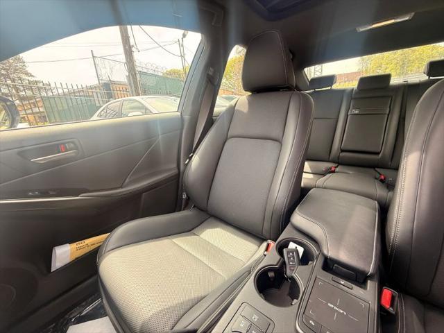 2023 Lexus IS 300 300