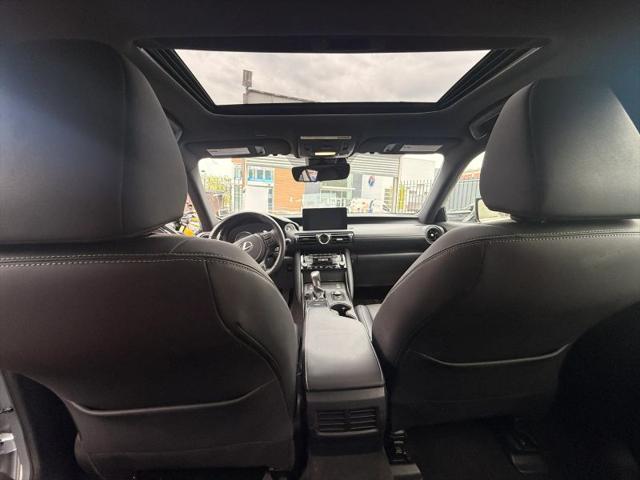 2023 Lexus IS 300 300
