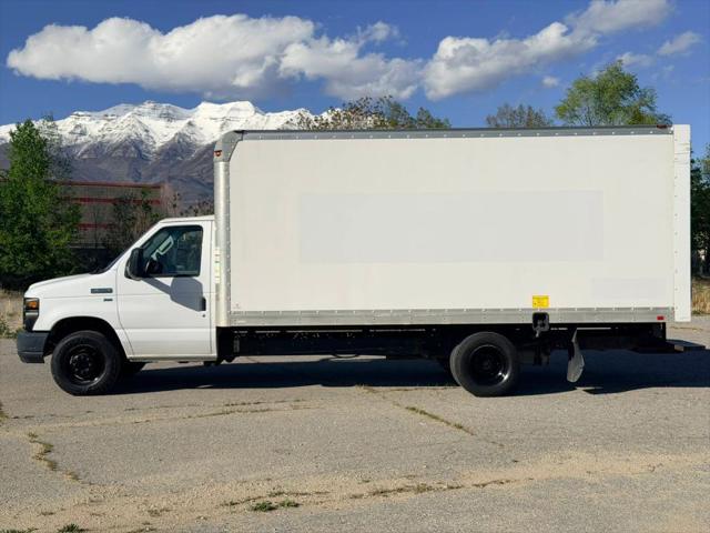 2017 Ford E-350 Cutaway Base