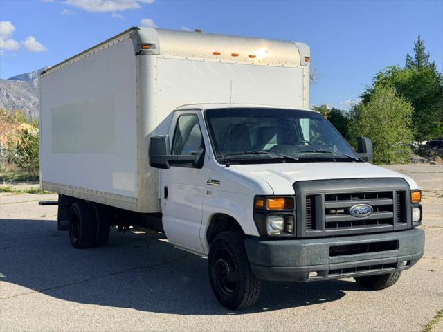 2017 Ford E-350 Cutaway Base