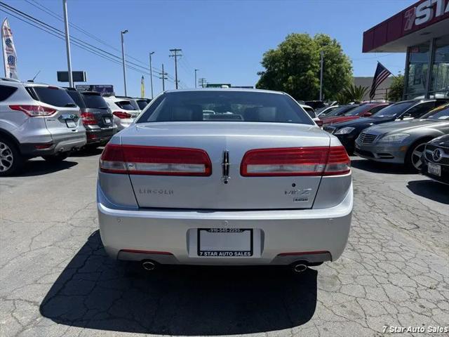 2012 Lincoln MKZ Base