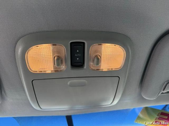 2012 Lincoln MKZ Base