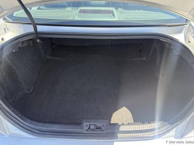 2012 Lincoln MKZ Base