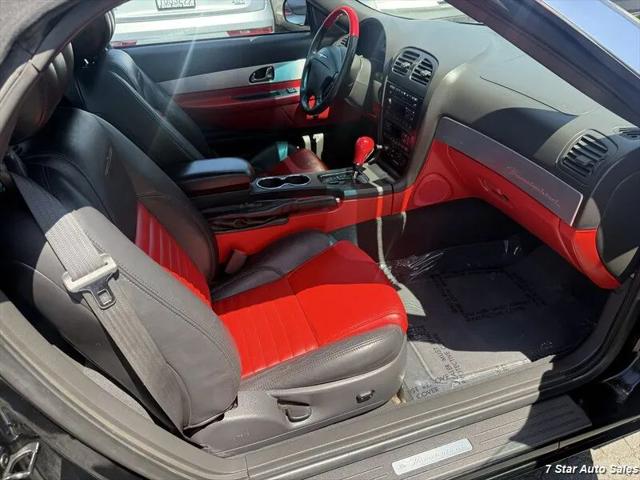 2002 Ford Thunderbird Base