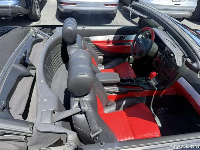 2002 Ford Thunderbird Base