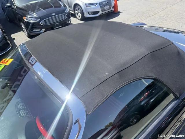 2002 Ford Thunderbird Base