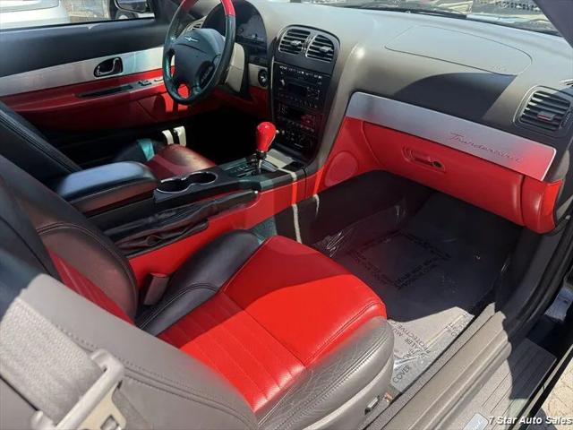 2002 Ford Thunderbird Base