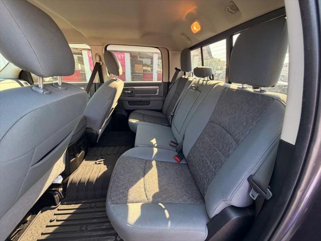 2018 Ram 1500 Big Horn Crew Cab 4x2 5'7" Box