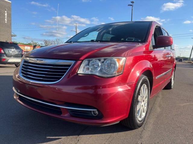 2014 Chrysler Town & Country Touring