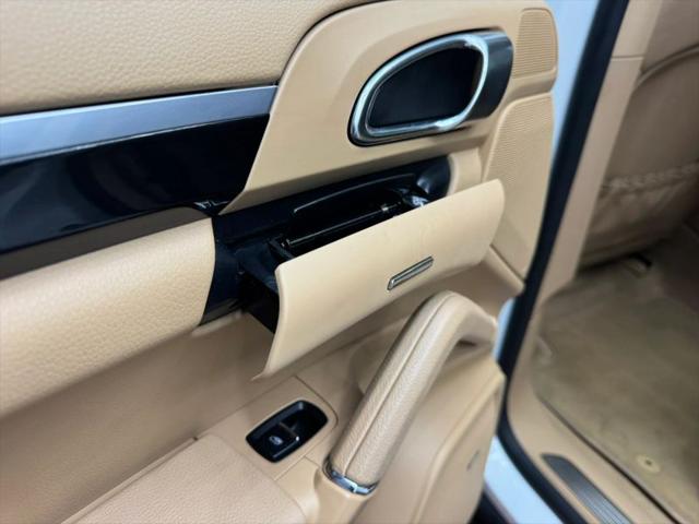 2017 Porsche Cayenne Platinum Edition