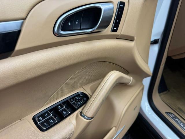 2017 Porsche Cayenne Platinum Edition