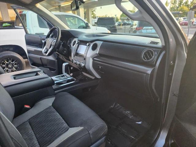 2015 Toyota Tundra SR5 5.7L V8