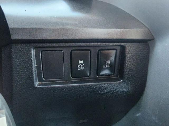 2015 Toyota Tundra SR5 5.7L V8