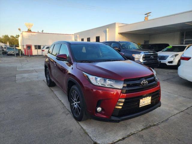 2017 Toyota Highlander SE