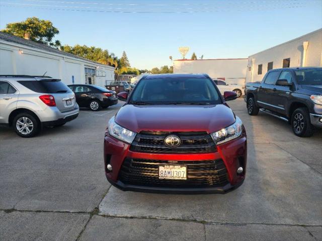 2017 Toyota Highlander SE