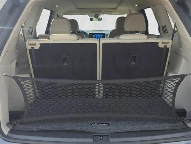 2025 Volkswagen Atlas 2.0T SEL Premium R-Line