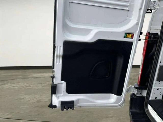 2022 Ford Transit Cargo Van w/RWB