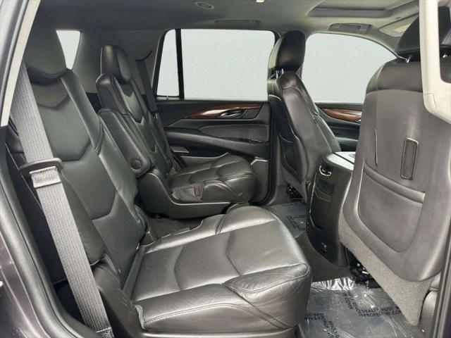 2018 Cadillac Escalade Luxury