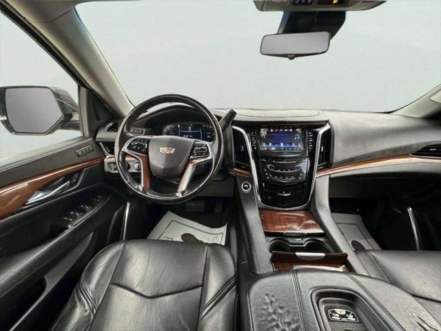 2018 Cadillac Escalade Luxury