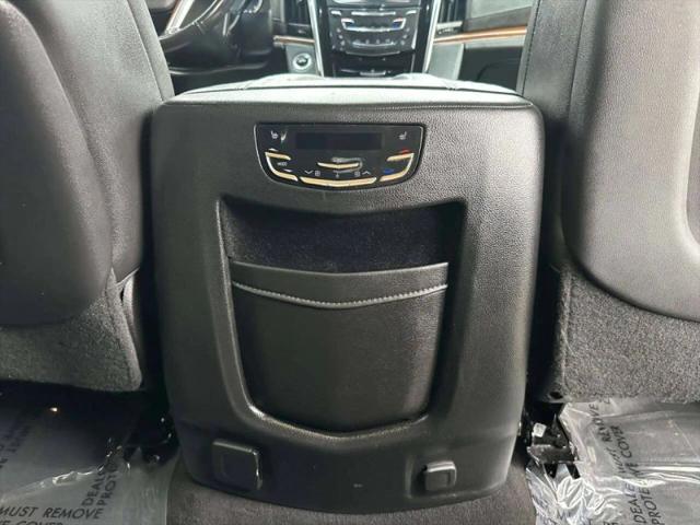 2018 Cadillac Escalade Luxury