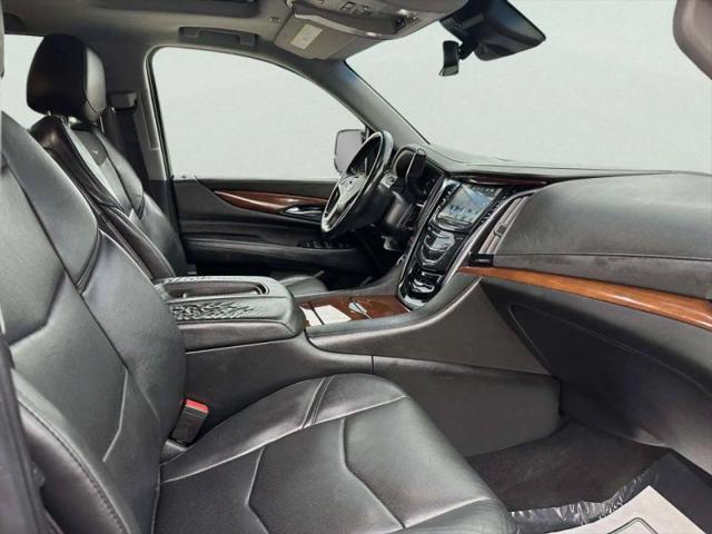 2018 Cadillac Escalade Luxury