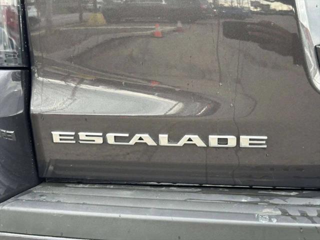 2018 Cadillac Escalade Luxury