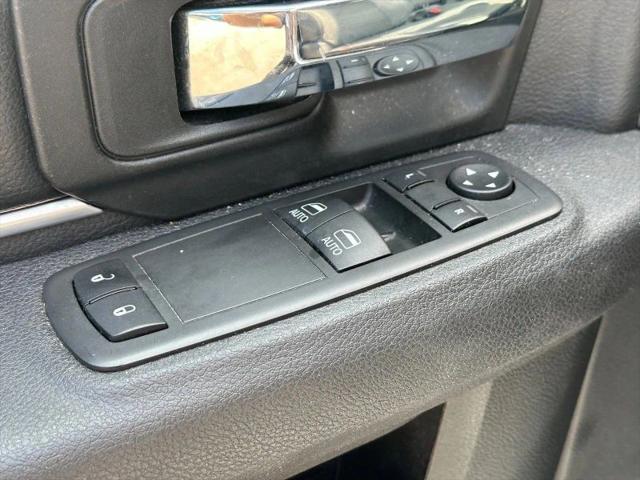 2023 Ram 1500 Classic Tradesman Regular Cab 4x4 8' Box