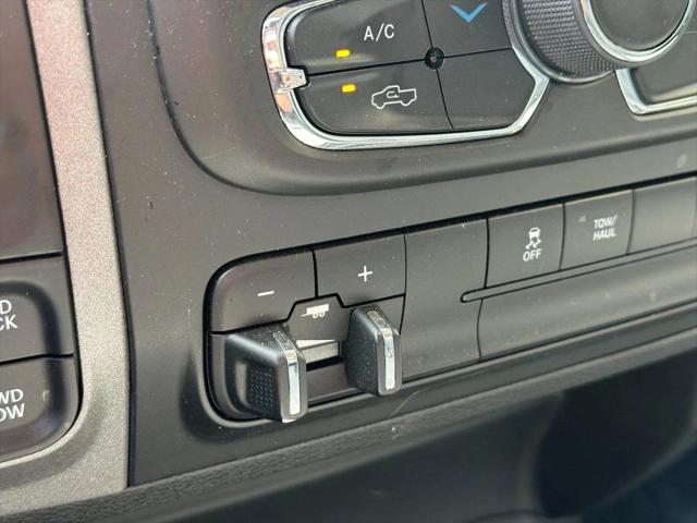 2023 Ram 1500 Classic Tradesman Regular Cab 4x4 8' Box