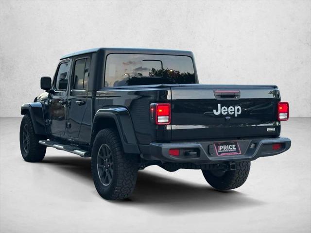 2022 Jeep Gladiator Overland