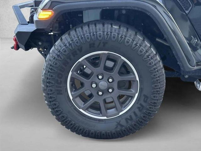 2022 Jeep Gladiator Overland