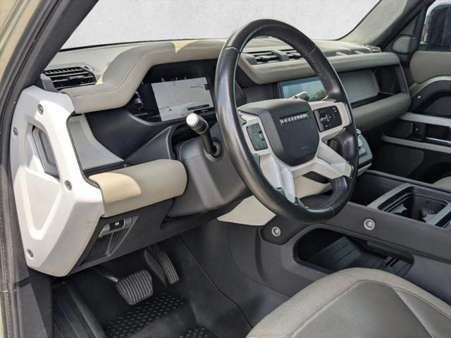 2020 Land Rover Defender 110 SE