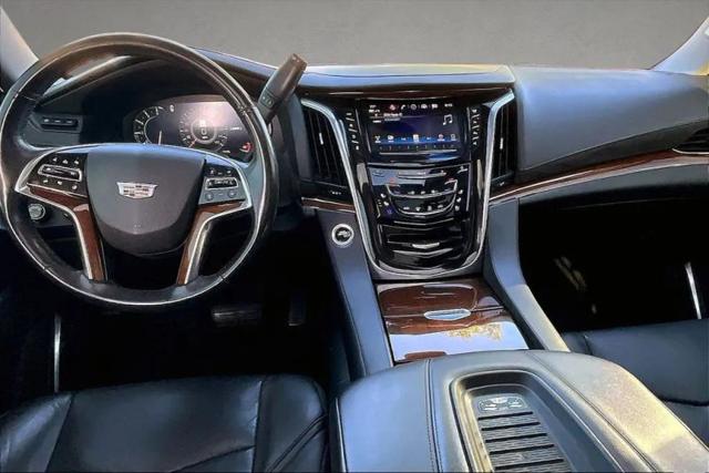2019 Cadillac Escalade Luxury